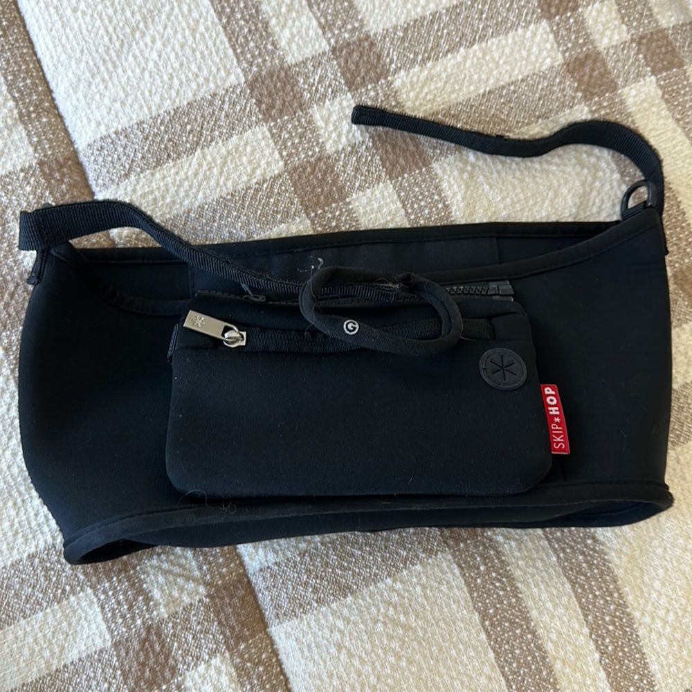 Skiphop stroller organizer